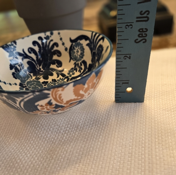 Small Bowl / Dish - Picture 8 of 8